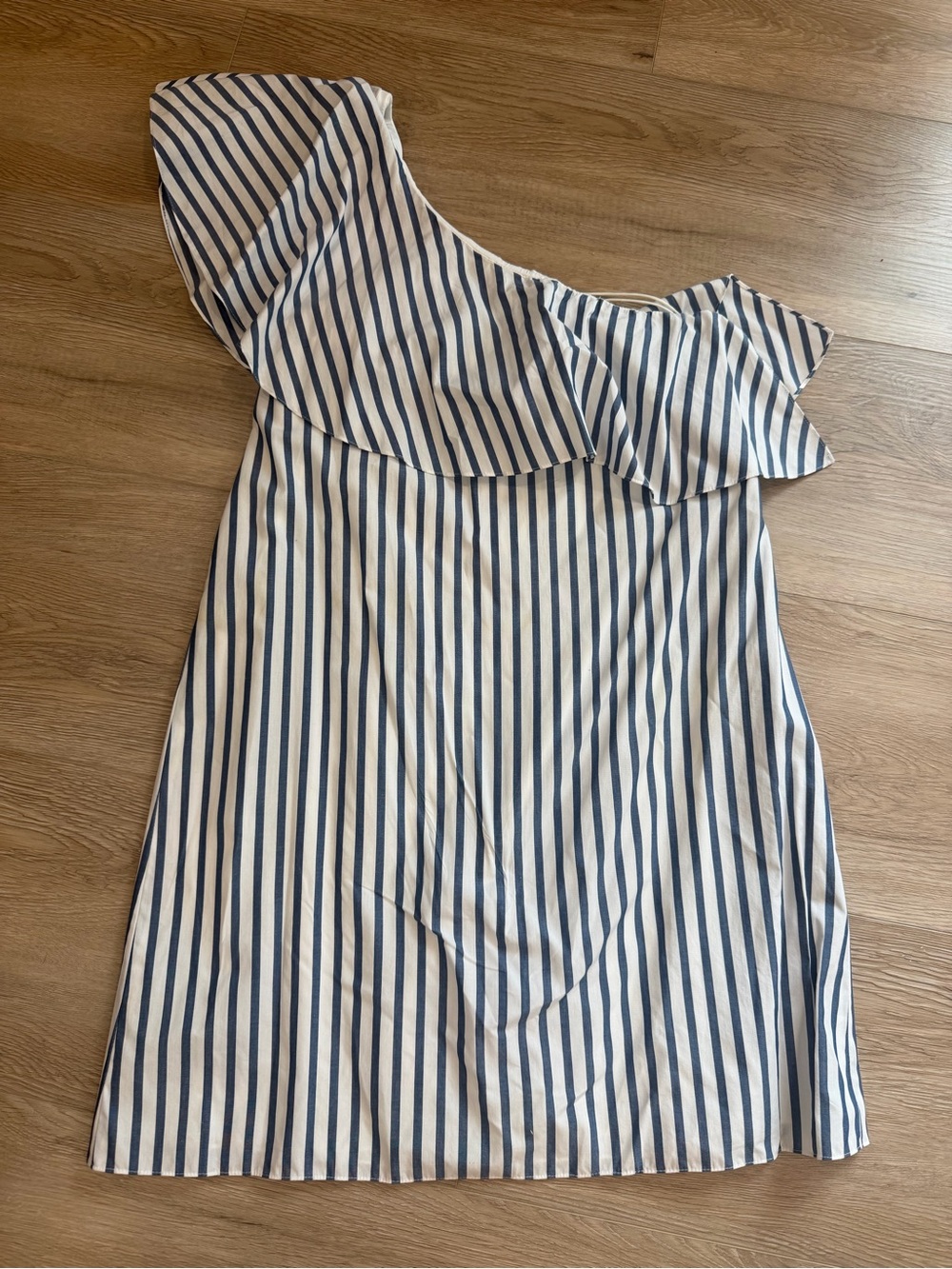 Alice + Olivia White and Navy Striped One-Shoulder Mini Dress